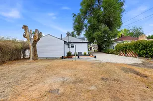 1385 W Pacific Ave, Salt Lake City, UT 84104 - Photo 21
