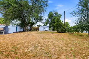 1385 W Pacific Ave, Salt Lake City, UT 84104 - Photo 21