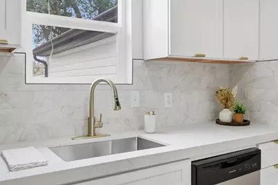 1385 W Pacific Ave, Salt Lake City, UT 84104 - Photo 11
