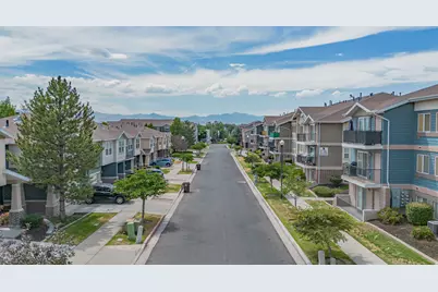 74 E Resaca Dr S #B6, Sandy, UT 84070 - Photo 35