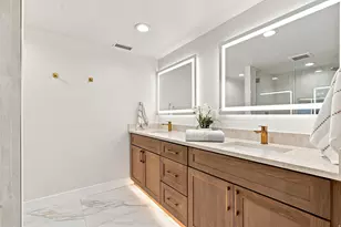 845 E Larkspur Dr, Sandy, UT 84094 - Photo 27