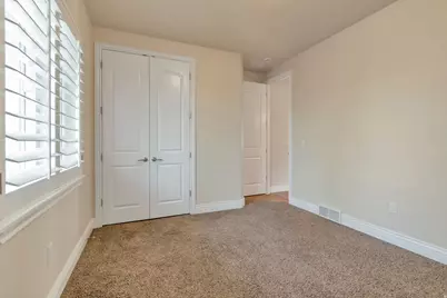 122 E Cottage Cv, Saratoga Springs, UT 84045 - Photo 15