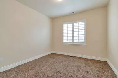 122 E Cottage Cv, Saratoga Springs, UT 84045 - Photo 17