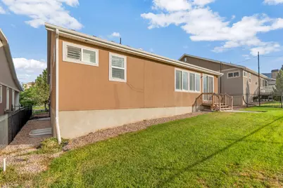 122 E Cottage Cv, Saratoga Springs, UT 84045 - Photo 39