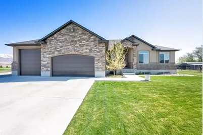 302 Old Farm Rd, Erda, UT 84074 - Photo 1