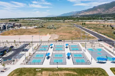1498 W Aspen Ridge Ln #122, Farmington, UT 84025 - Photo 29