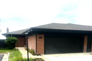 2124 S Ridgewood Way E, Bountiful, UT 84010 - Photo 1