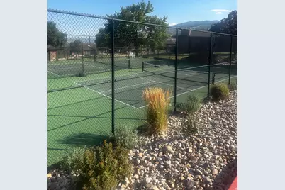 2124 S Ridgewood Way E, Bountiful, UT 84010 - Photo 37
