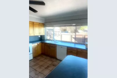 2124 S Ridgewood Way E, Bountiful, UT 84010 - Photo 7