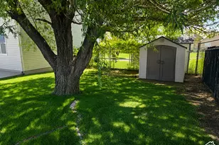 858 W Red Hen Rd N, Saratoga Springs, UT 84045 - Photo 27