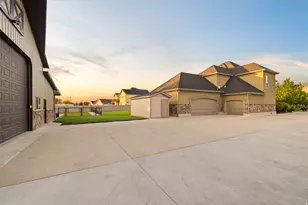 655 N Jessi's Meadow Dr, West Bountiful, UT 84087 - Photo 9