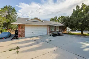 1412 E Center St, Springville, UT 84663 - Photo 41