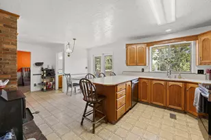 1412 E Center St, Springville, UT 84663 - Photo 5