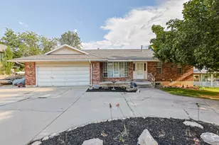 1412 E Center St, Springville, UT 84663 - Photo 1