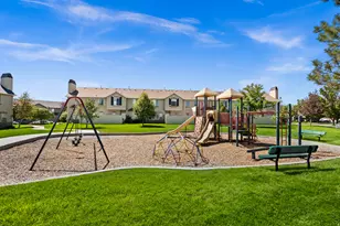 2534 W Adelaide Dr, Riverton, UT 84065 - Photo 29