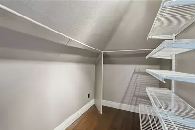233 N G St E, Salt Lake City, UT 84103 - Photo 33