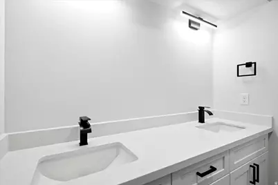 460 E 400 N, Payson, UT 84651 - Photo 15
