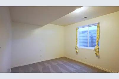 275 E 300 S, Smithfield, UT 84335 - Photo 17