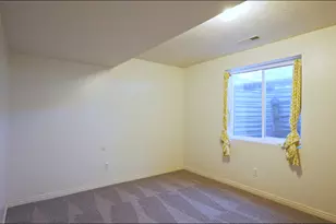 275 E 300 S, Smithfield, UT 84335 - Photo 17