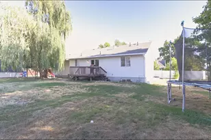 275 E 300 S, Smithfield, UT 84335 - Photo 21