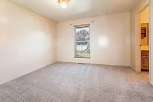 541 S Lambert Way E, Kaysville, UT 84037 - Photo 11