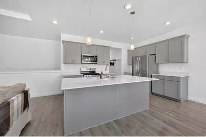 1266 E Blue Moon Dr N, Lake Point, UT 84074 - Photo 13