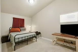 127 E River Bend Rd, Saratoga Springs, UT 84045 - Photo 29