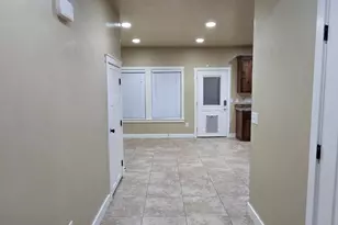 127 E River Bend Rd, Saratoga Springs, UT 84045 - Photo 13