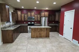 127 E River Bend Rd, Saratoga Springs, UT 84045 - Photo 23