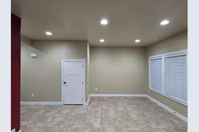 127 E River Bend Rd, Saratoga Springs, UT 84045 - Photo 27