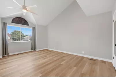 12061 S 2740 W, Riverton, UT 84065 - Photo 37
