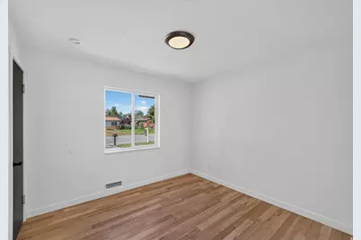 1960 E Meadow Dr, Cottonwood Heights, UT 84121 - Photo 15