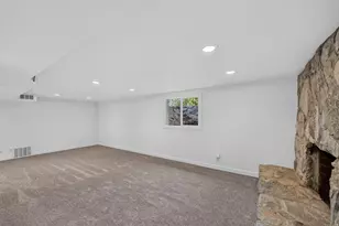 1960 E Meadow Dr, Cottonwood Heights, UT 84121 - Photo 19