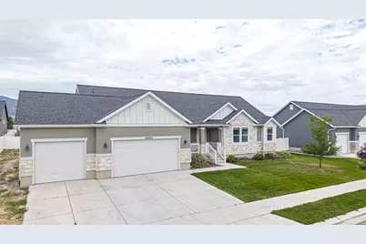 4602 N Kings Peak Way Way E, Eagle Mountain, UT 84005 - Photo 27