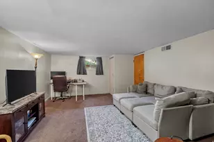 695 E 3950 N, Provo, UT 84604 - Photo 11