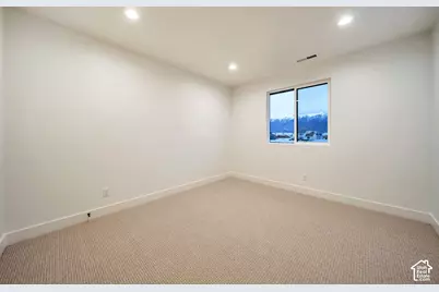 316 N Amber Ln, Layton, UT 84041 - Photo 27
