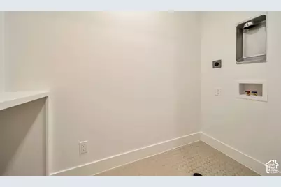 316 N Amber Ln, Layton, UT 84041 - Photo 41