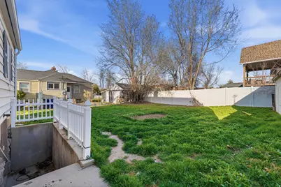 3953 S 4000 W, West Valley, UT 84120 - Photo 17
