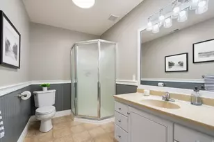 1653 E Crescent View Circle S, Sandy, UT 84092 - Photo 35