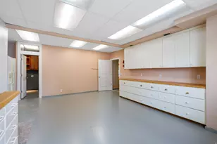 1653 E Crescent View Circle S, Sandy, UT 84092 - Photo 37