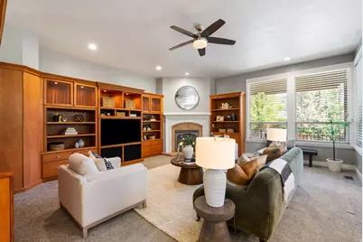 1653 E Crescent View Circle S, Sandy, UT 84092 - Photo 11