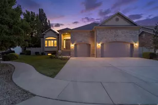 1653 E Crescent View Circle S, Sandy, UT 84092 - Photo 41