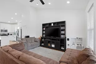 683 N Eastcrest Ave, Tooele, UT 84074 - Photo 3