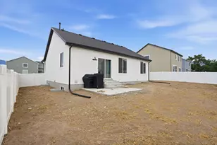 683 N Eastcrest Ave, Tooele, UT 84074 - Photo 21
