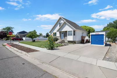 4799 S 3900 W, Roy, UT 84067 - Photo 3
