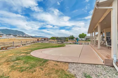 7296 N Ridge Rd, Lake Point, UT 84074 - Photo 7