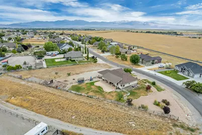7296 N Ridge Rd, Lake Point, UT 84074 - Photo 51