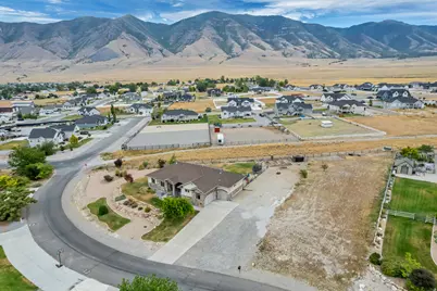7296 N Ridge Rd, Lake Point, UT 84074 - Photo 45