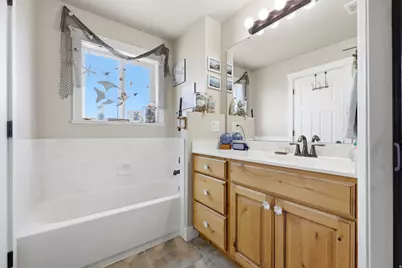 835 W 400 S, Tremonton, UT 84337 - Photo 25