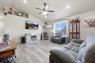 835 W 400 S, Tremonton, UT 84337 - Photo 9